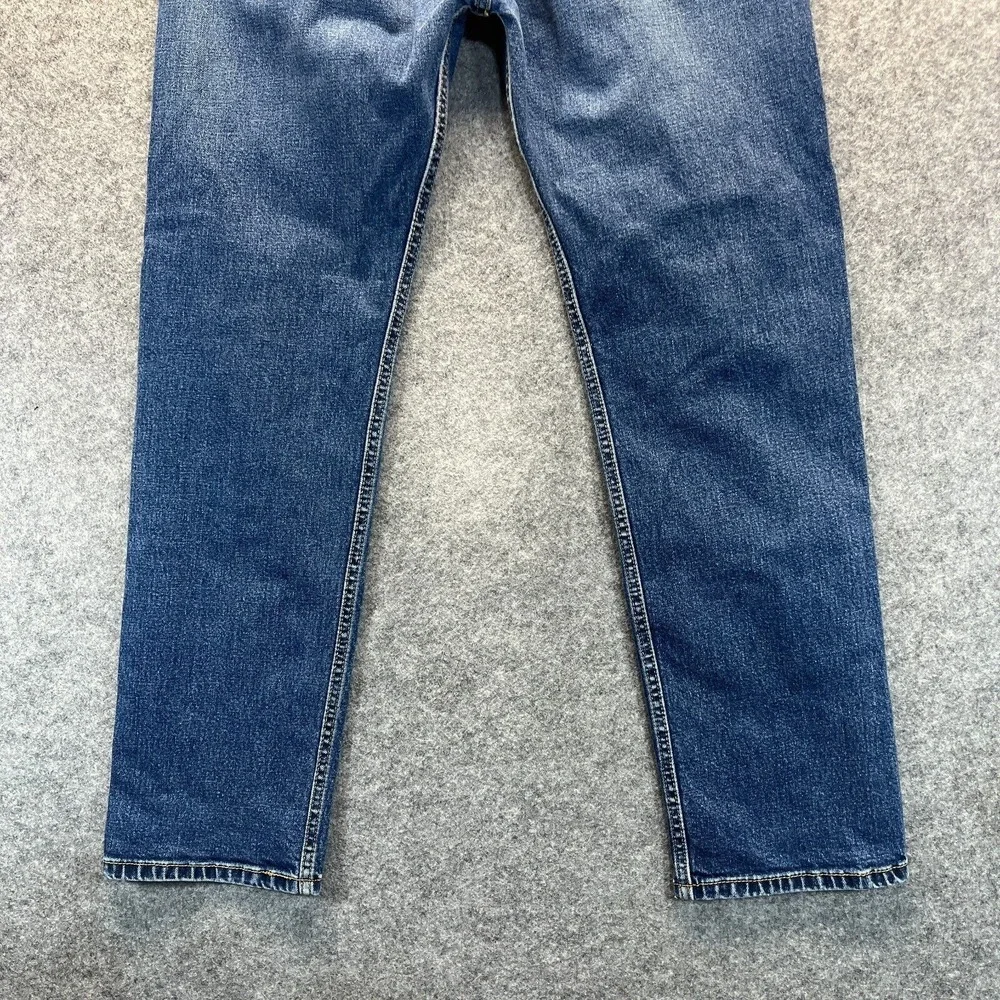 Levis Jeans Men's 32x30‎ 505 Regular Fit Straight Leg Medium Blue Denim Jeans